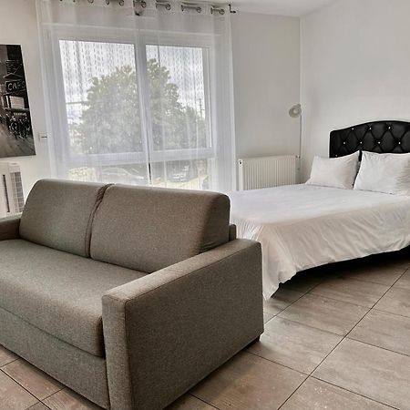 Residence 4T - 33 Avenue Gaston Chauvin Aulnay-sous-Bois Exteriér fotografie