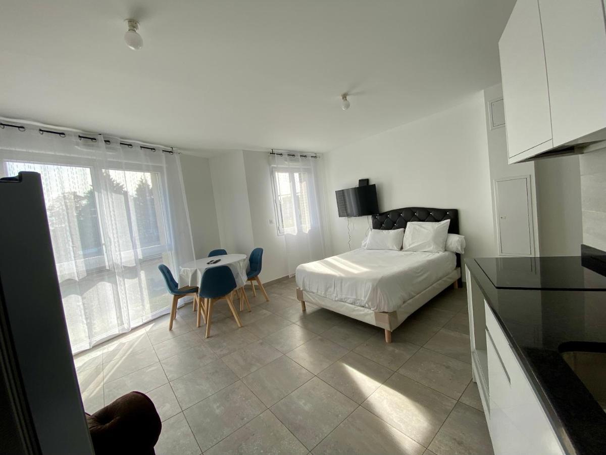Residence 4T - 33 Avenue Gaston Chauvin Aulnay-sous-Bois Exteriér fotografie